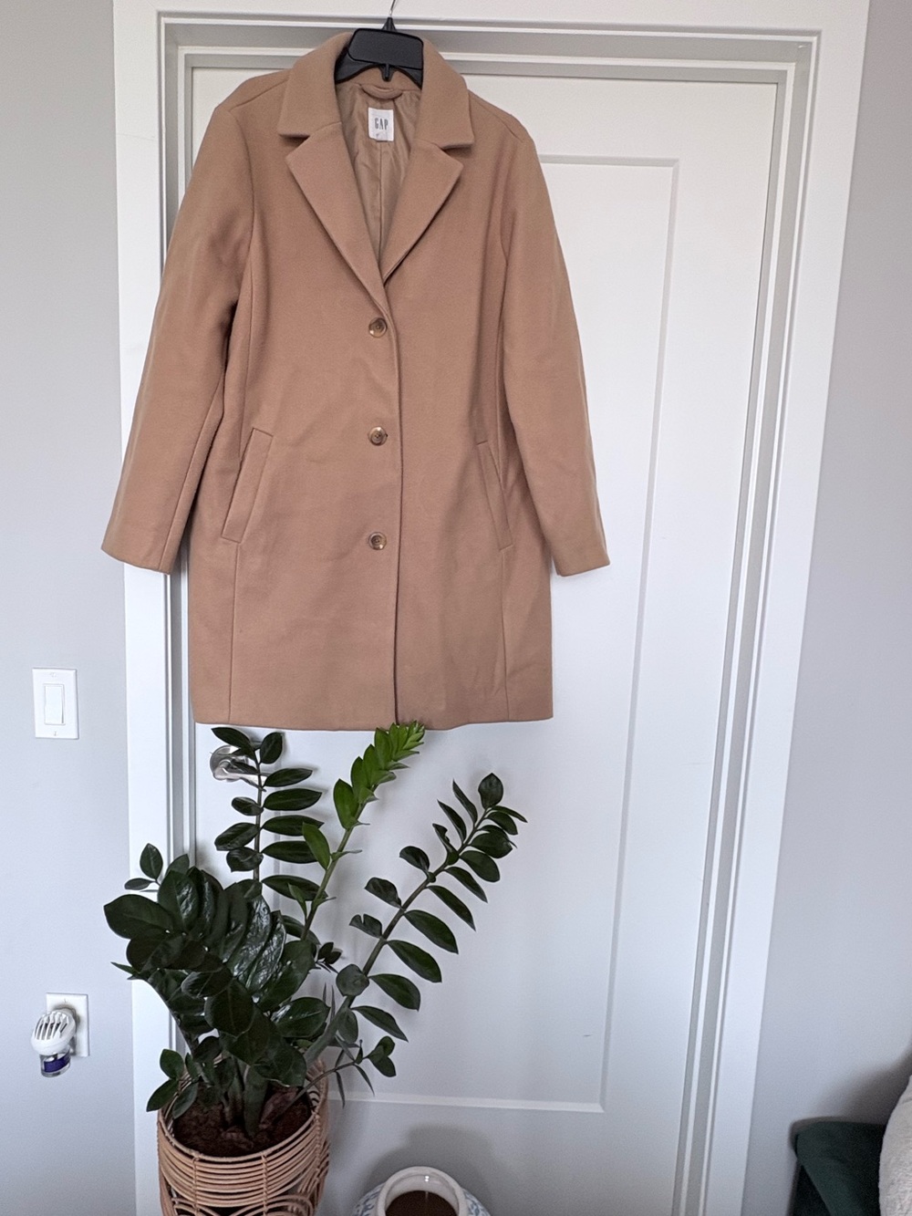GAP camel colored coat NEW